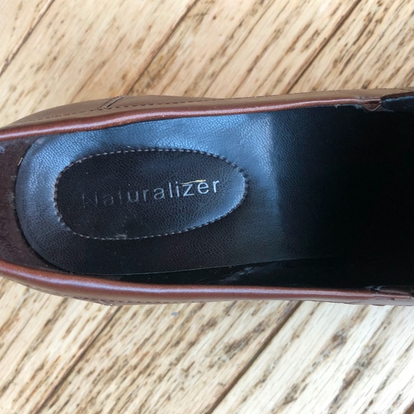 FOR BUNDLE ONLY NATURALIZER Brown Ladies Shoes - Picture 3 of 4